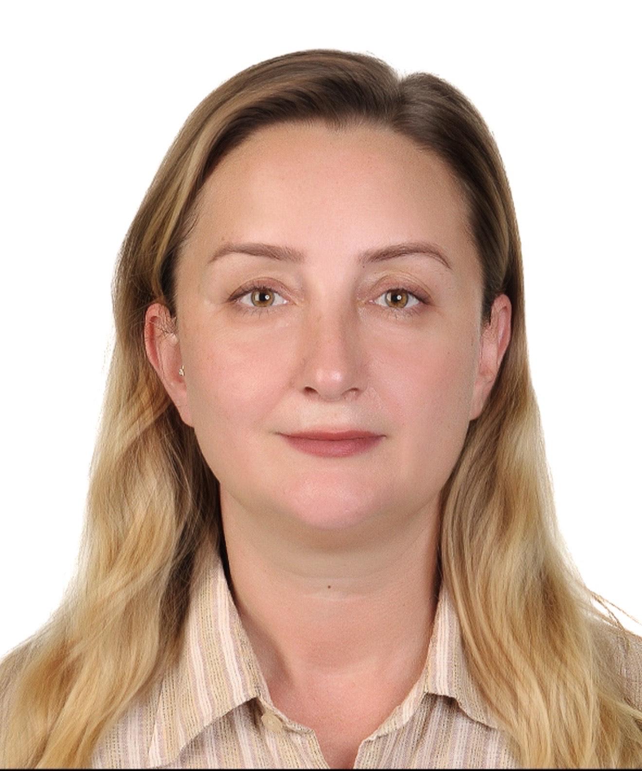 Dr Yasemin Tabak